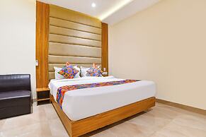 Fabhotel Blu Mark