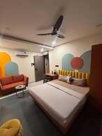 Fabhotel Hostique Stays