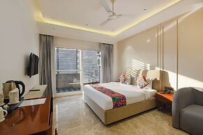 Fabhotel Ivory Leaf