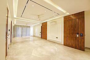 Fabhotel Ivory Leaf