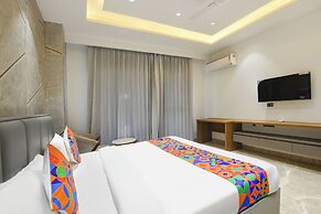 Fabhotel Ivory Leaf