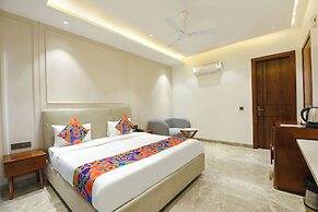 Fabhotel Ivory Leaf
