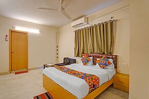 Fabhotel The Jumbo Stay