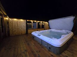 Luxury Welsh Wooden Cabin