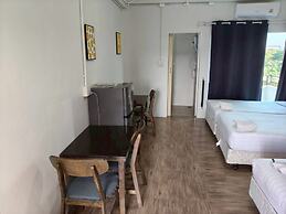 Comfy Hotels Suvarnabhumi Airport