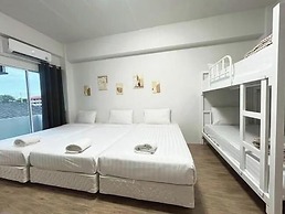 Comfy Hotels Suvarnabhumi Airport