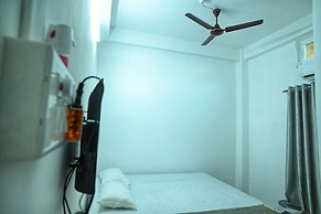 Hotel Tricon Residency
