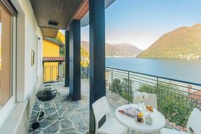 Villa Regina Retreat With Pool & Lake View