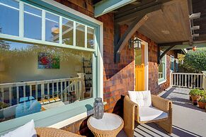 Golden Gate & Sunset Views! Classic Berkeley Home