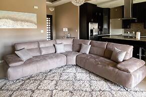 4BR Retreat w/ Backyard Oasis - Pool & Patio