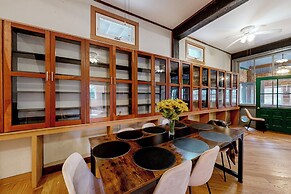Dog-friendly, Riverfront 10br w/ Games Galore