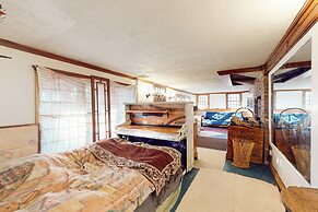 Spacious & Historic Plainfield Home w/ Yard!