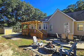 'kerrison by Kiawah' Home w/ Deck & Fire Pit