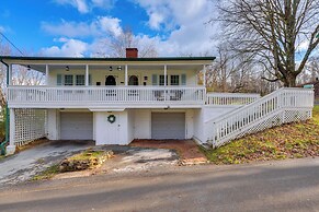 Peaceful Duplex - Walk to Historic Jonesborough!