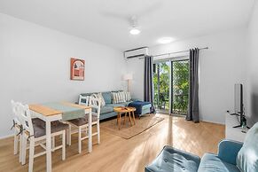 Zen Crescent Sanctuary Cozy - Modern - Unique