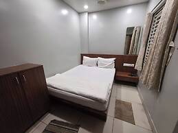 Shree Dham Palace