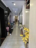 Shree Dham Palace