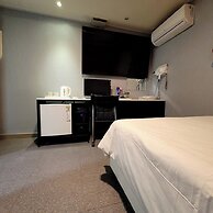 SKY Motel