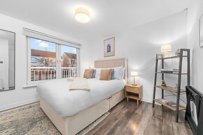 Urban Elegance 5-Bed Glasgow Home