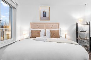 Urban Elegance 5-Bed Glasgow Home