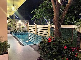 Lá Home