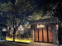 Lá Home