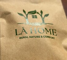 Lá Home
