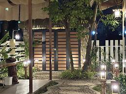 Lá Home