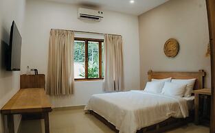 Nong Lam Ecolodge