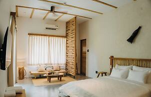 Nong Lam Ecolodge