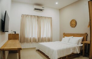 Nong Lam Ecolodge