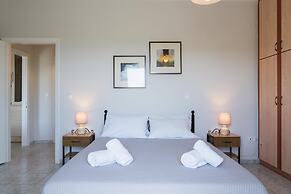 Captain's Apartments in Olive Grove