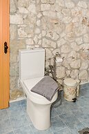 Stone House in Olive Grove