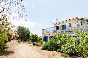 Stone House in Olive Grove
