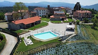 Spacious Apartment in Poppi With Shared Pool