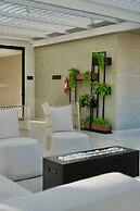 ADN Apartments and Studios