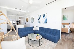 SeaDreams Boutique Condos