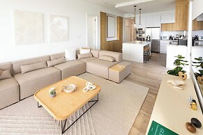 SeaDreams Boutique Condos