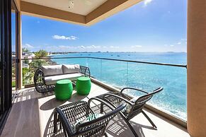 SeaDreams Boutique Condos