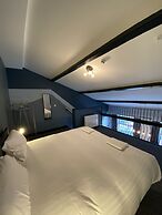 Apartment Stays