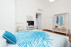 DIPINTO APARTMENTS