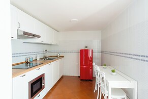 DIPINTO APARTMENTS