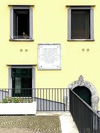 DIPINTO APARTMENTS