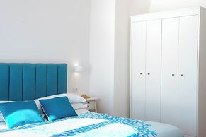 DIPINTO APARTMENTS