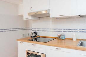 DIPINTO APARTMENTS