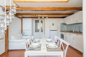 DIPINTO APARTMENTS