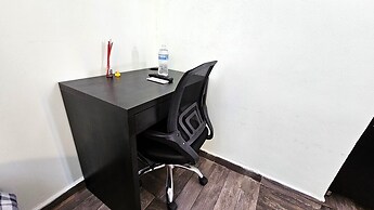 A30 Plaza Acequia Suite Black Plus