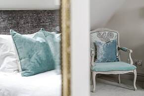 April Lodge in Sunningdale