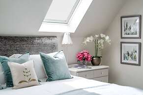 April Lodge in Sunningdale