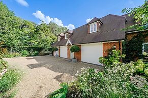 April Lodge in Sunningdale